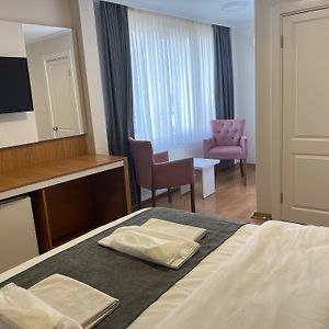 Spinel Hotel